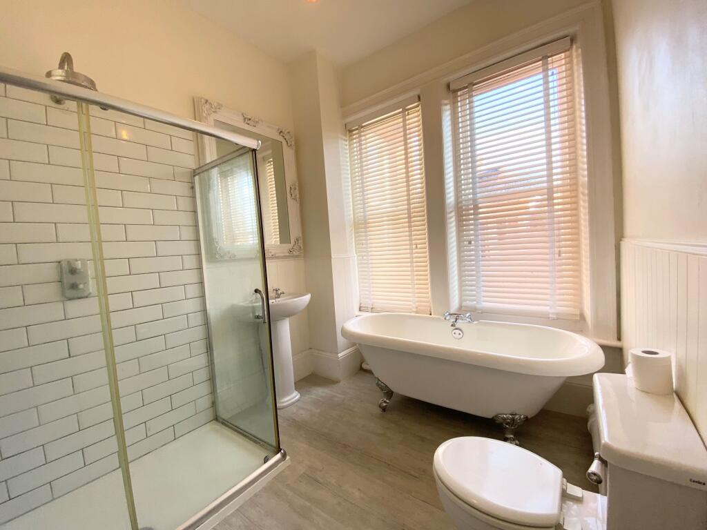 Flat 7,  Blackwater Road, Eastbourne photo 5