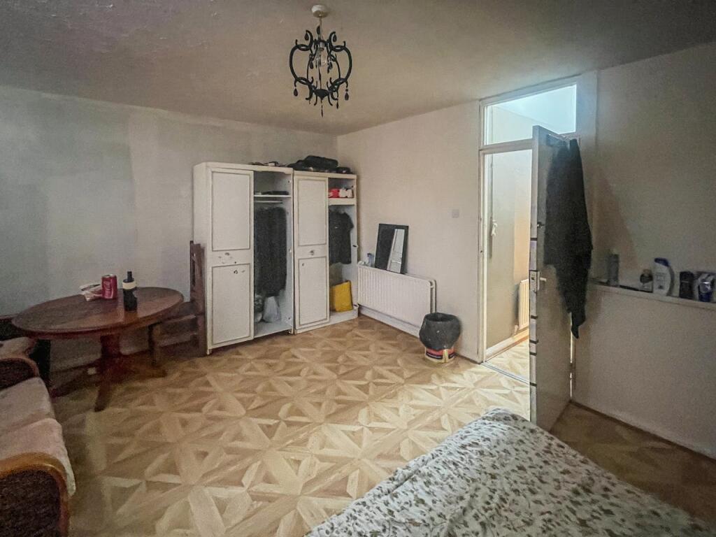 Additional image 3 of 288/288C Wallisdown Road, Bournemouth, BH11 8PN