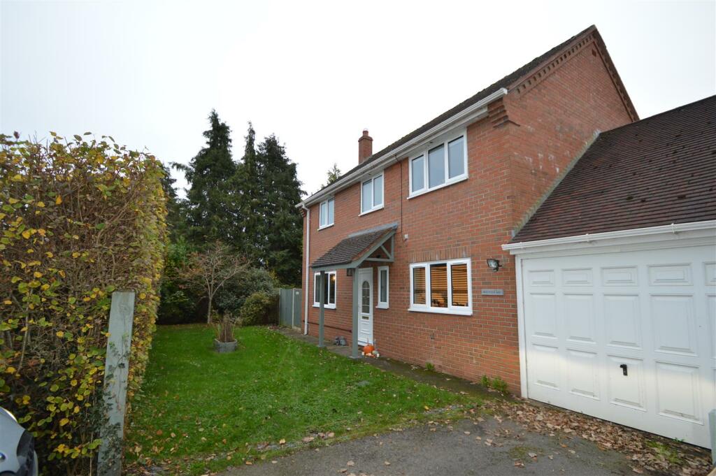 3-bed detached on Mountain Ash, Old School Lane, Halfway House, Shrewsbury, SY5 9EA, £350,000