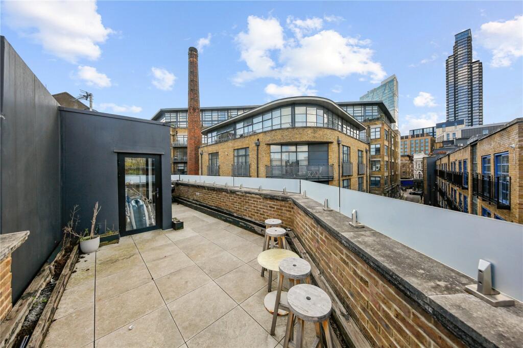 Jerome Street, E1 photo 2