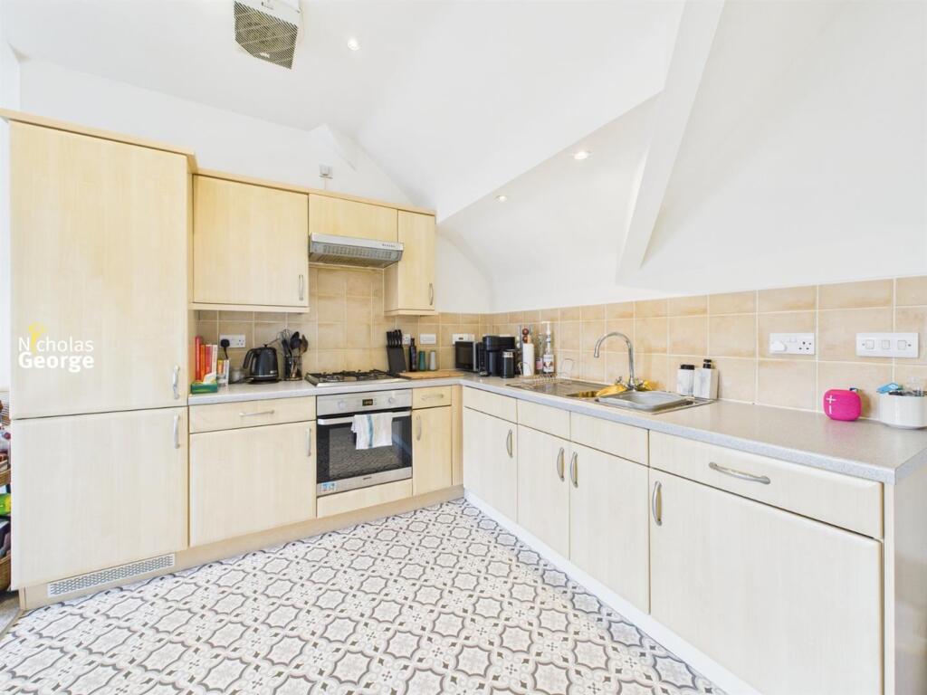 Additional image 4 of Wake Green Road, Moseley, B13 9PE