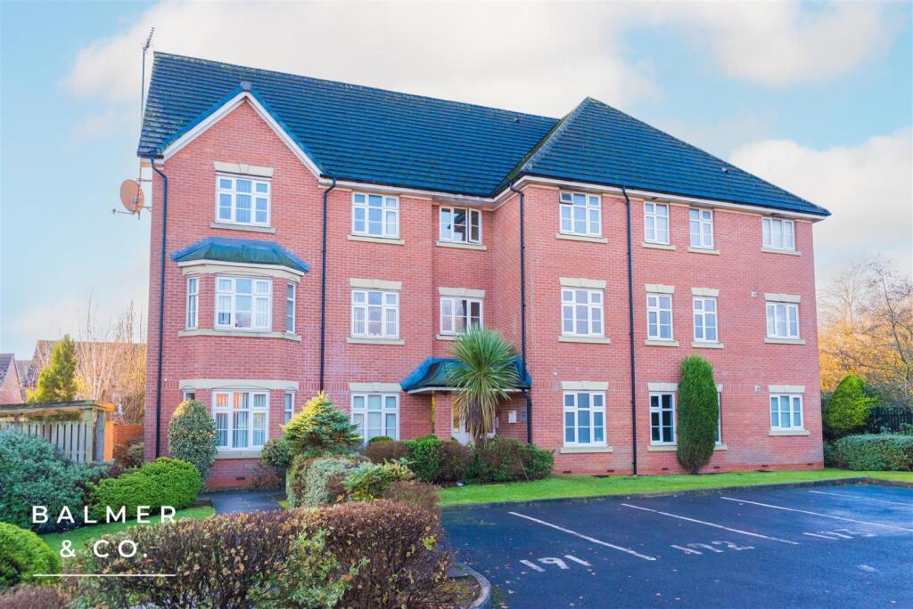 Main image of property: Gibstone Close, Atherton, M46