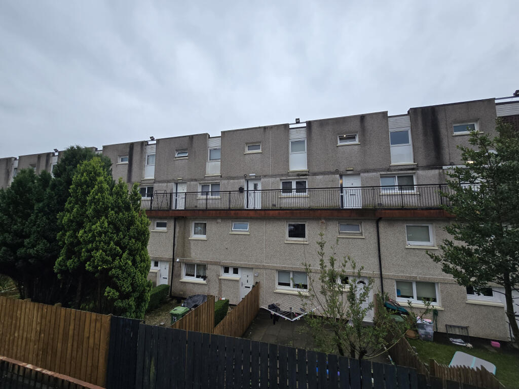 Main image of property: Flat R, 63 Cumlodden Drive, Glasgow, Glasgow City