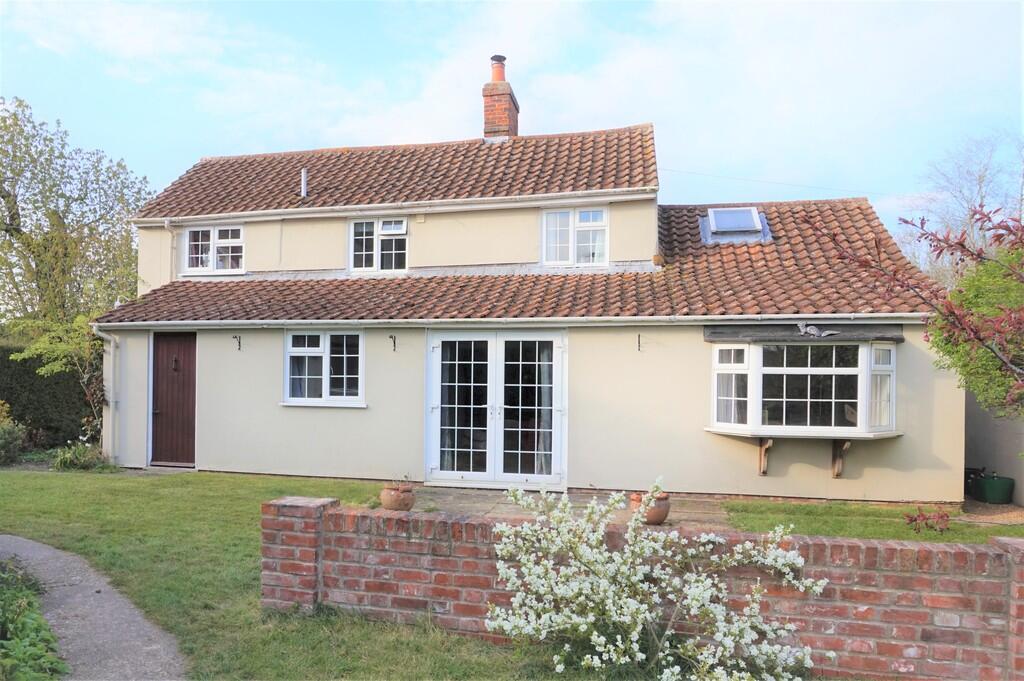 Main image of property: Holton St Mary