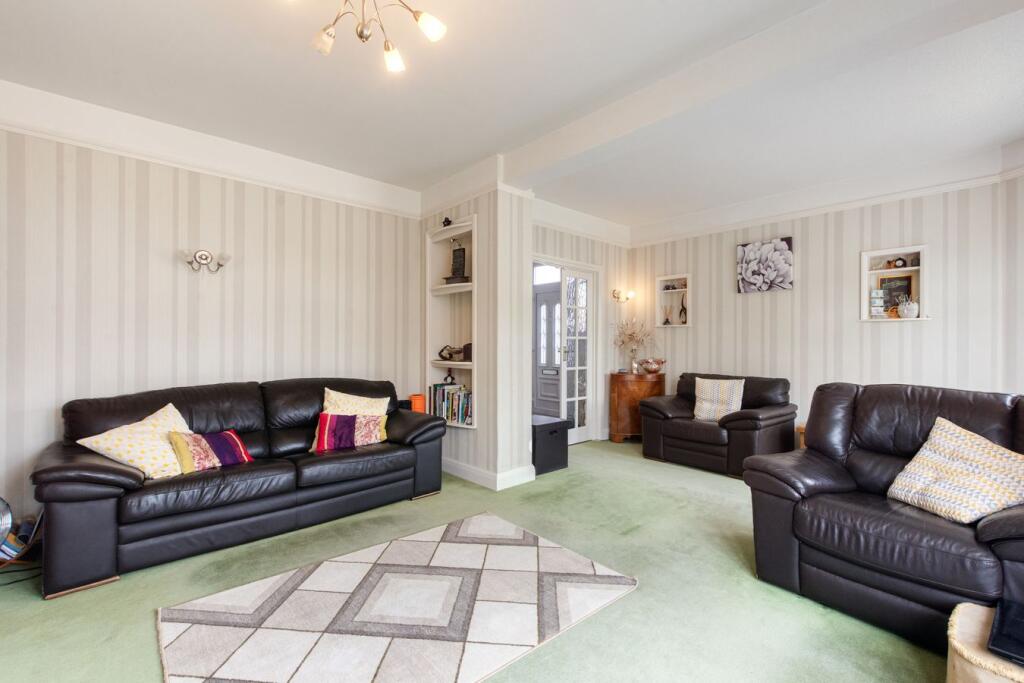 House in Sidcup, Halfway Street, Blackfen - View 3