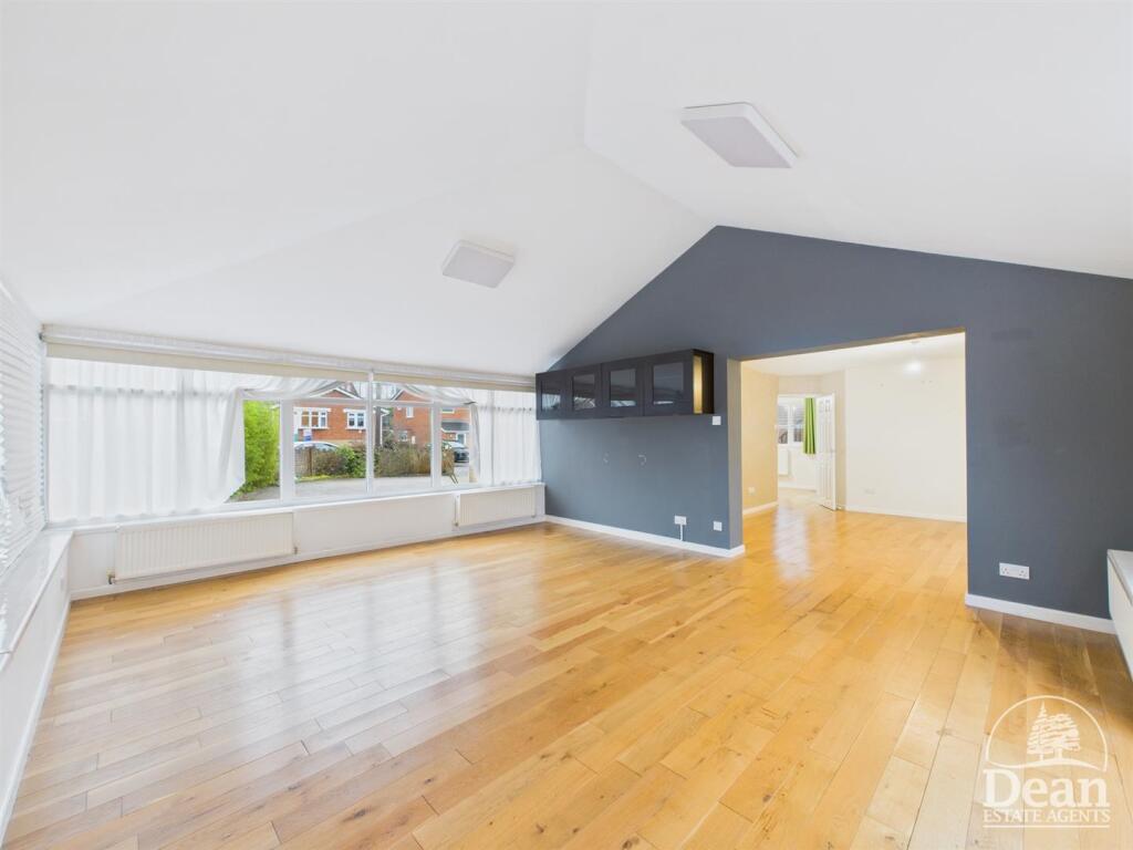 Poolway Place, Coleford photo 2