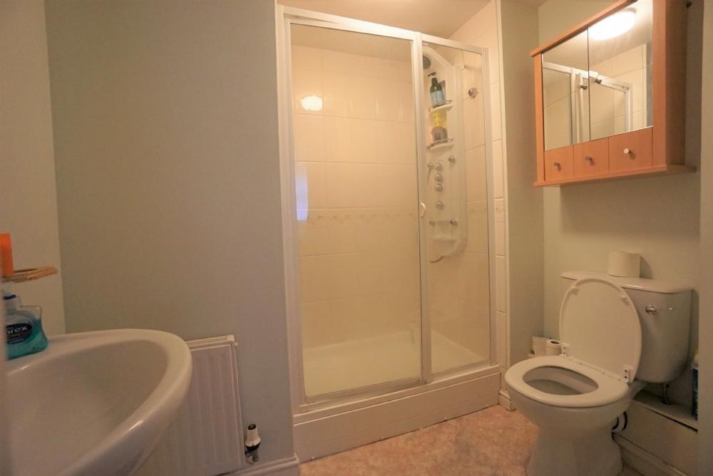 5 bedroom house for rent