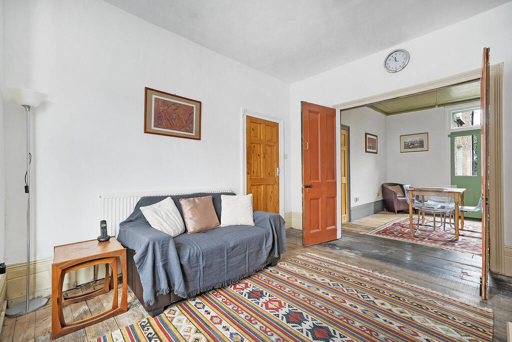 Alexandra Road, Hornsey , London photo 3
