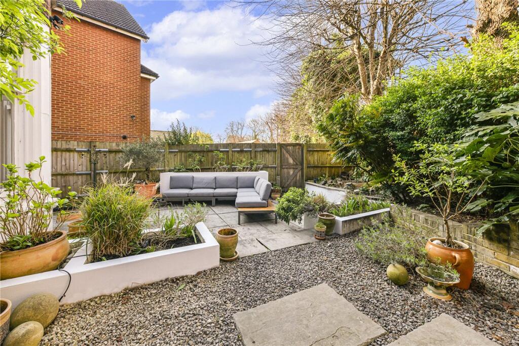 Main image of property: Nightingale Lane, London, SW12