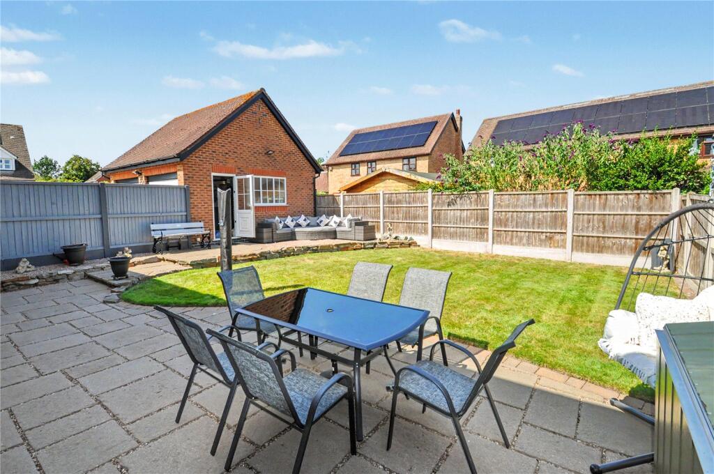 House in Worcester - View 3
