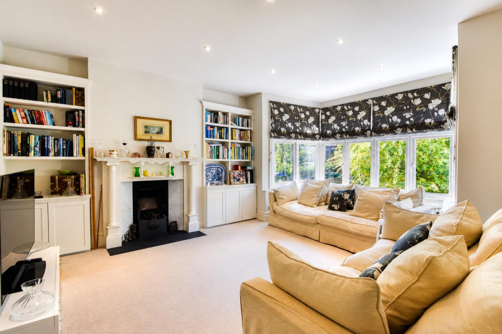 House in London, Mortlake - View 5