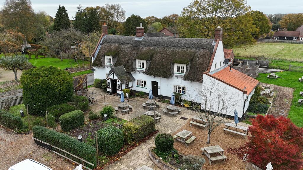 Main image of property: Chequers, 10 Stratton Road, Hainford, Norwich, NR10 3AY