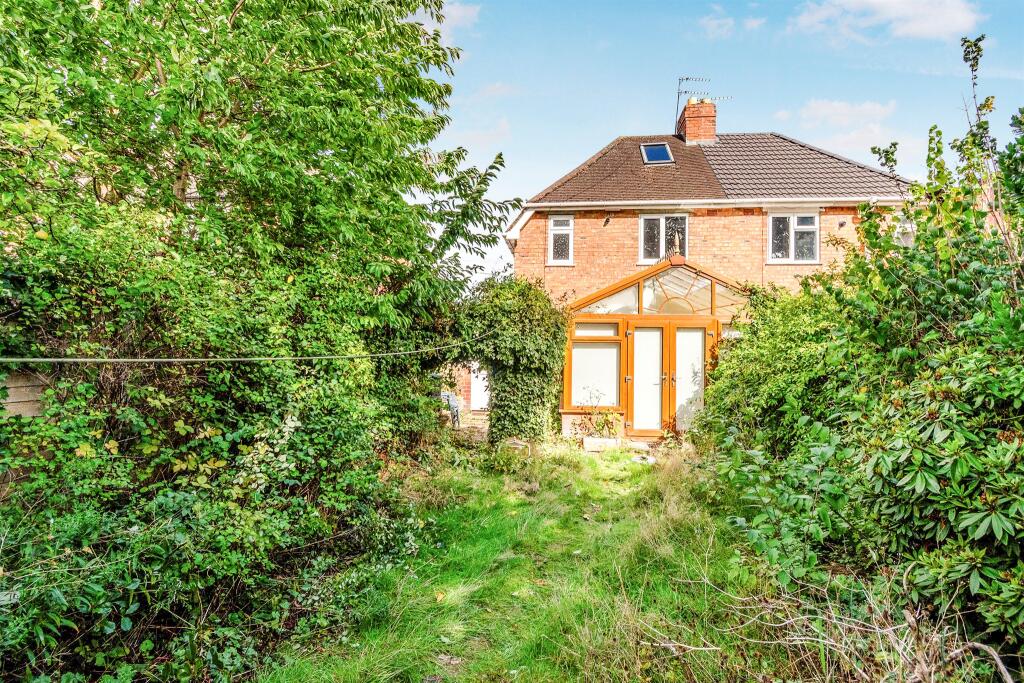 Homefield Road, Codsall, Wolverhampton photo 2