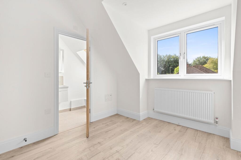 Old Nursery Place, Askett, HP27 - View 5