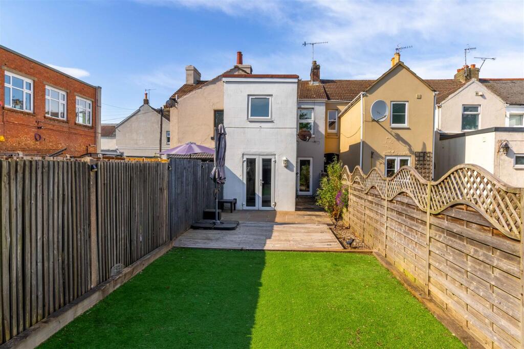 Property photo 11