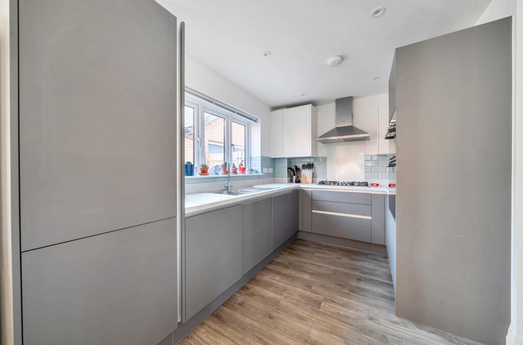 House in Aldershot, Gun Hill Park, North Town - View 3