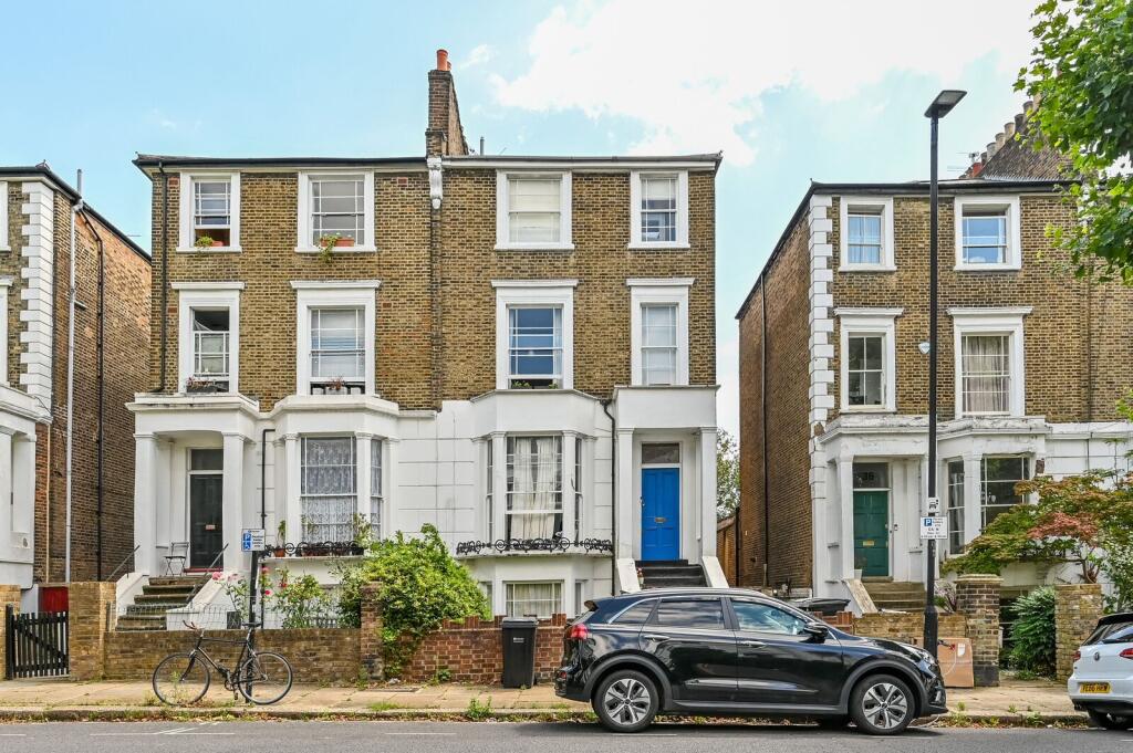 Apartment in London - View 5