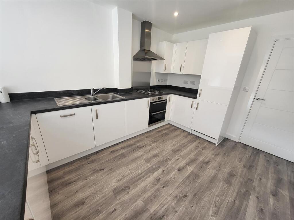 House in Stoke Gifford, South Gloucestershire - View 3