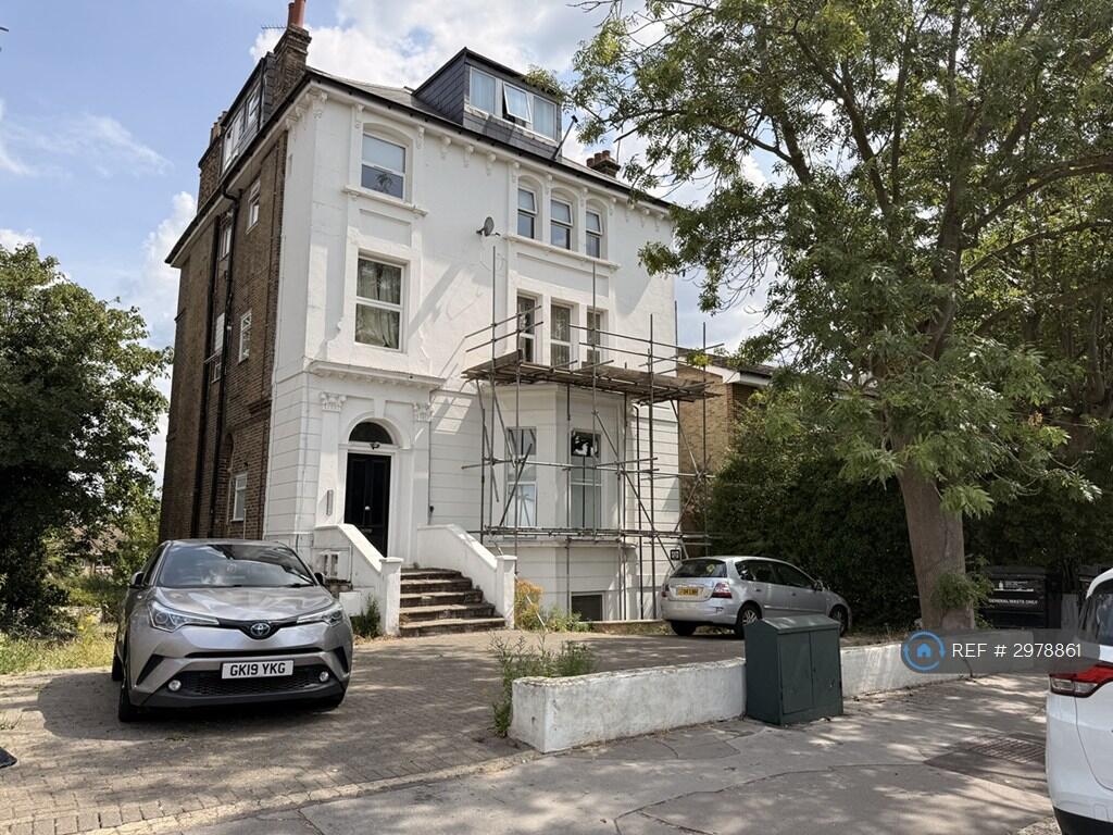 Main image of property: Side, London, SE25
