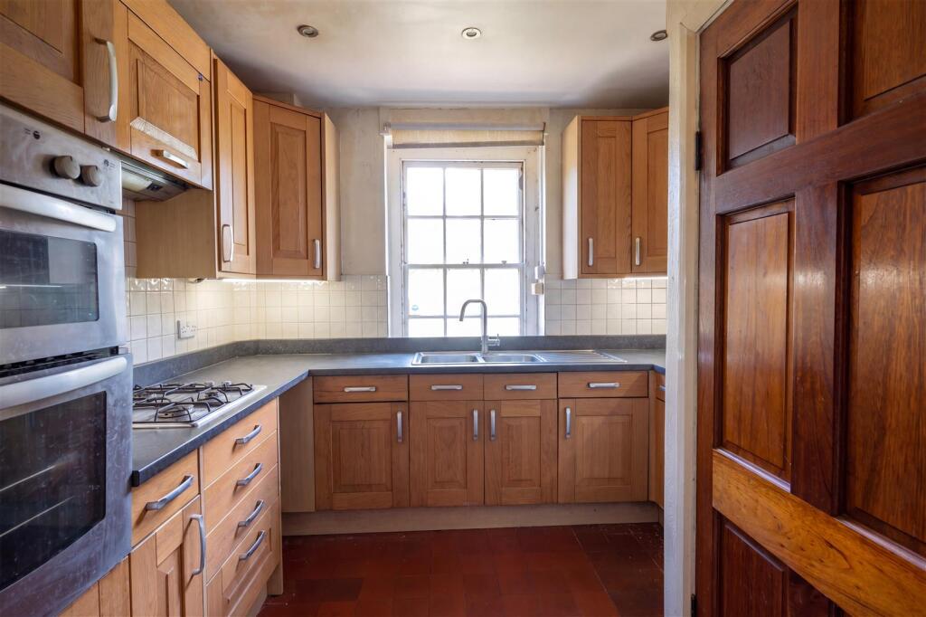 House in London - More