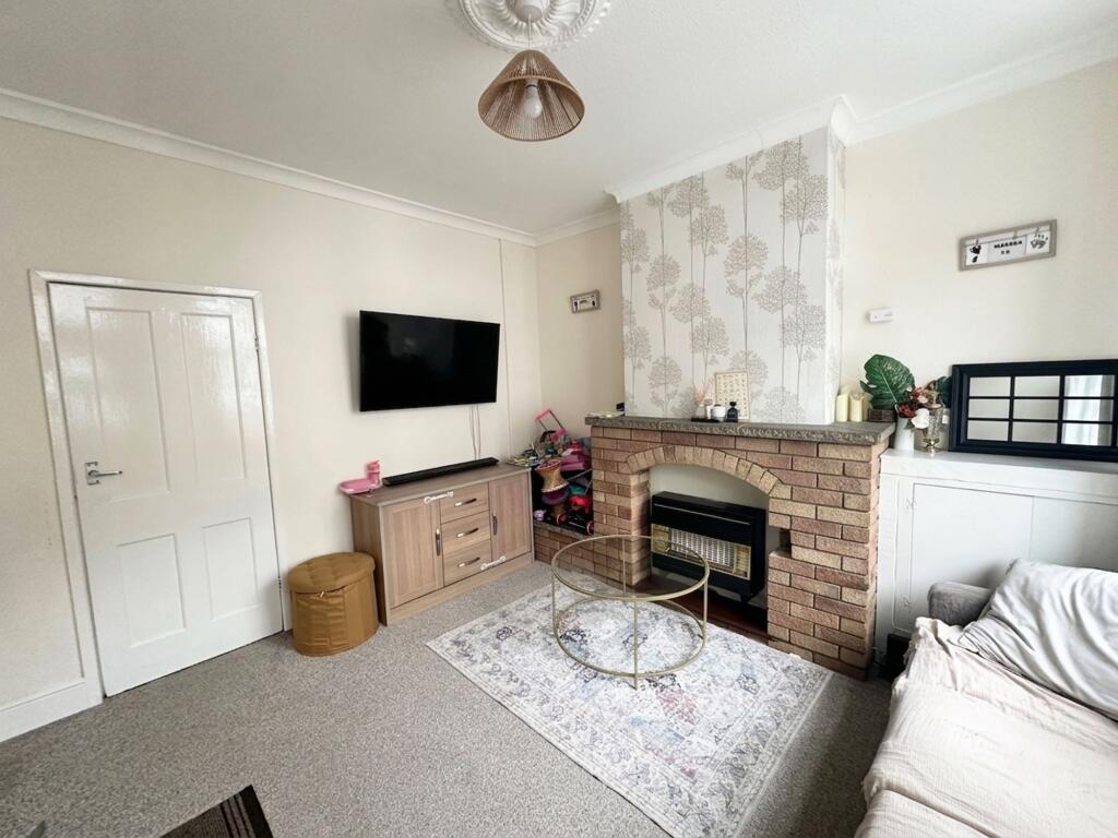 House in Leicester, Aylestone Park - View 2