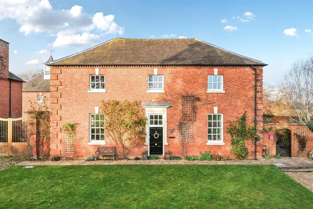 4-bed semi-detached on Styche, Market Drayton., £595,000