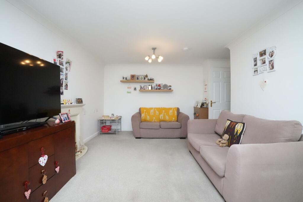 Additional image 3 of Stratford Road, Hall Green, B28