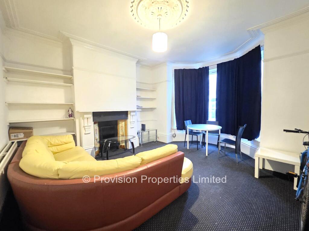 Main image of property: St Michaels Terrace, Headingley, Leeds, LS6