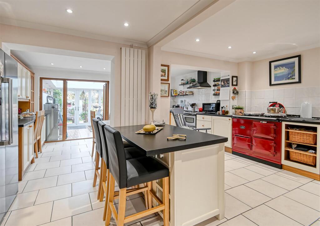 7 Mallards Close, Alveley, Bridgnorth photo 2