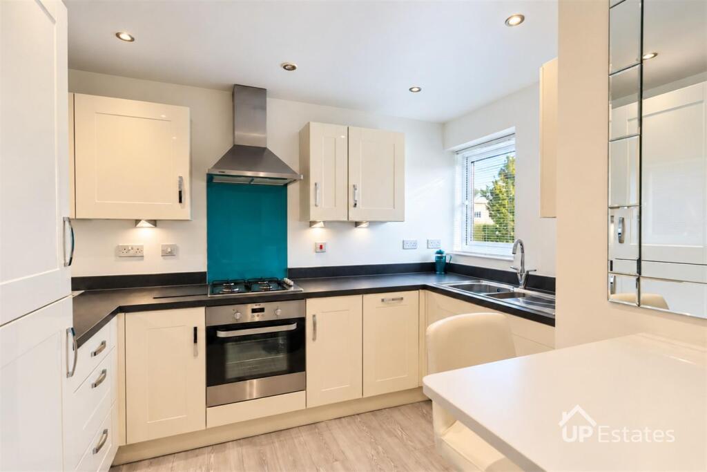 Apartment in Coventry, West Midlands - More