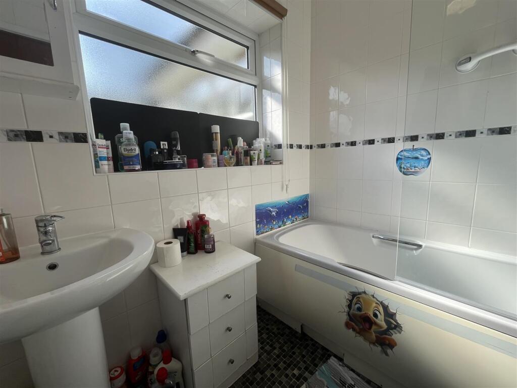 Additional image 4 of Markfield Drive, Low Moor, Bradford