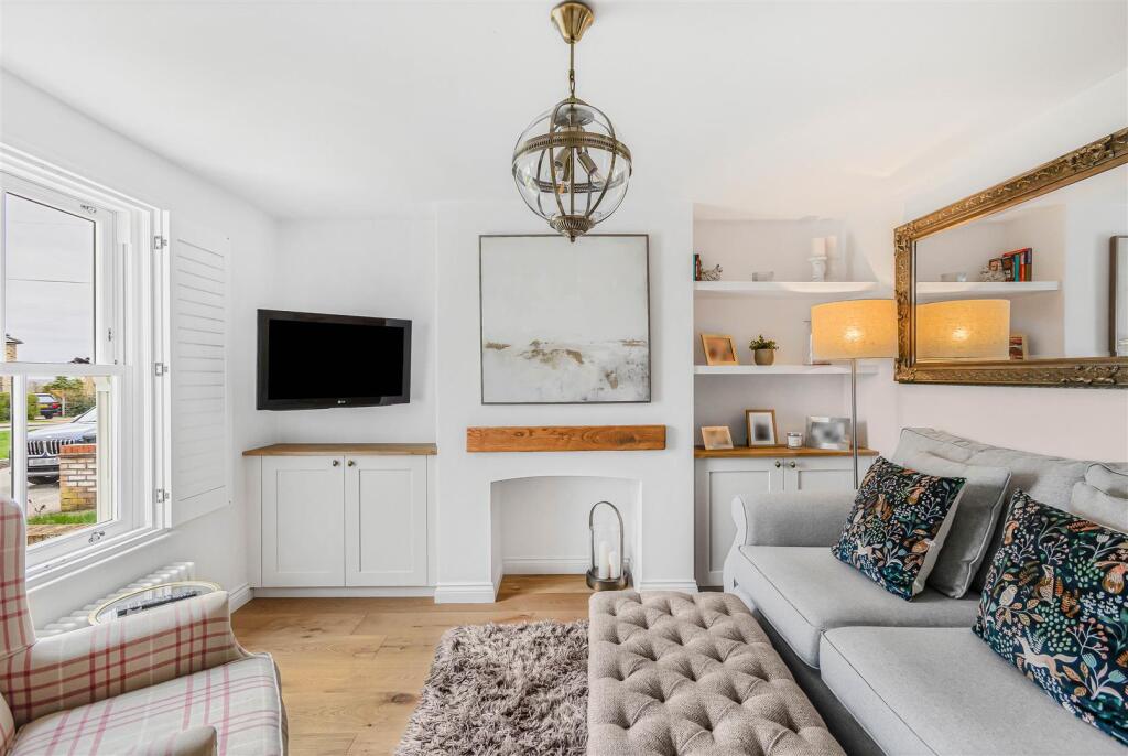 Mount Pleasant, Hertford Heath - More