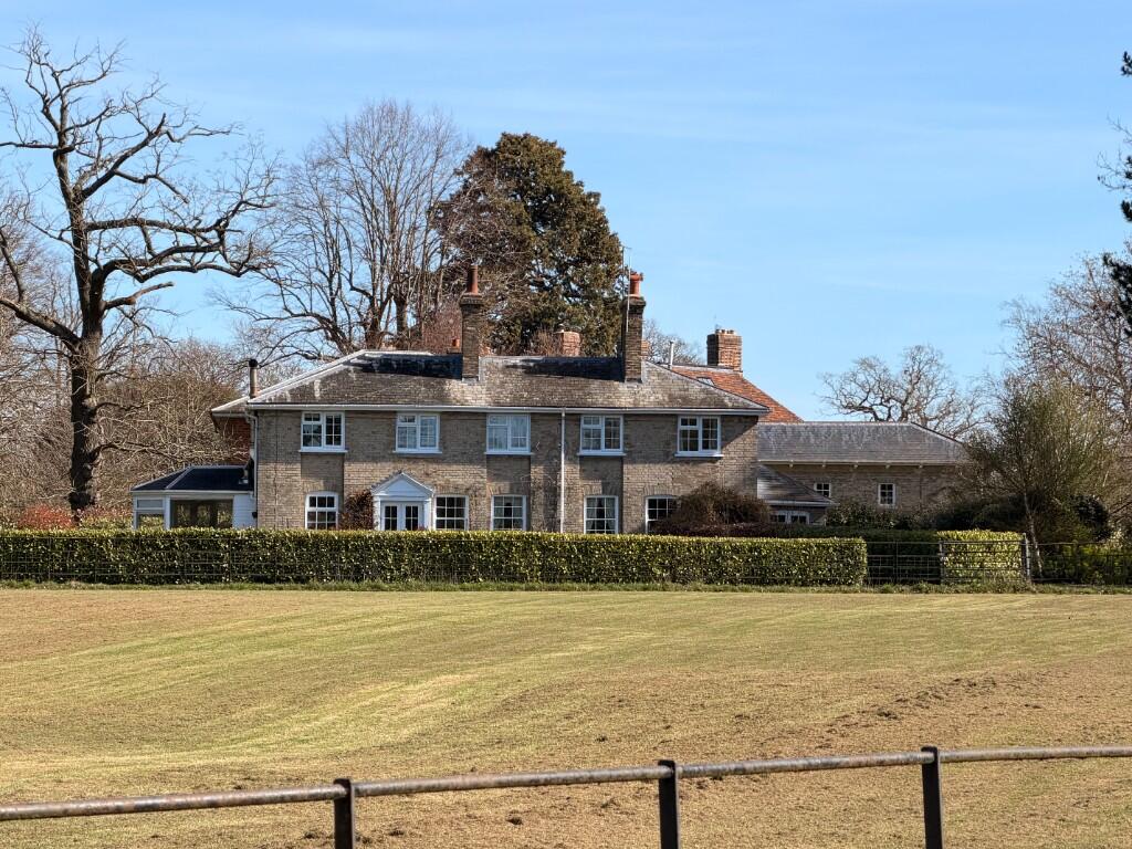 Main image of property: Sudbury Road, Halstead CO9 2RR