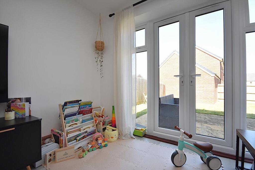 House in Cardiff, Sully and Lavernock - View 3