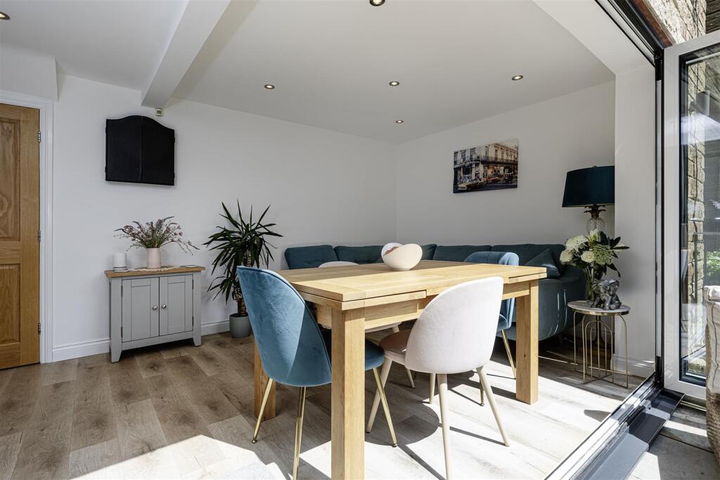 House in Bradford, West Yorkshire - View 6