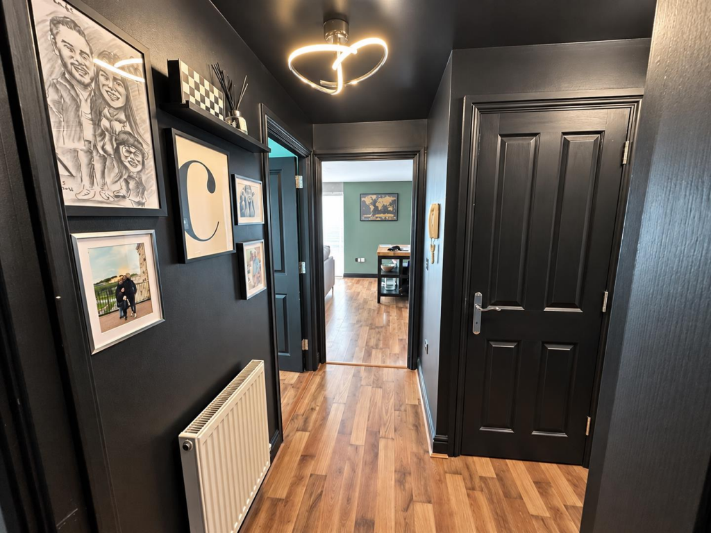 Apartment in Bristol - More