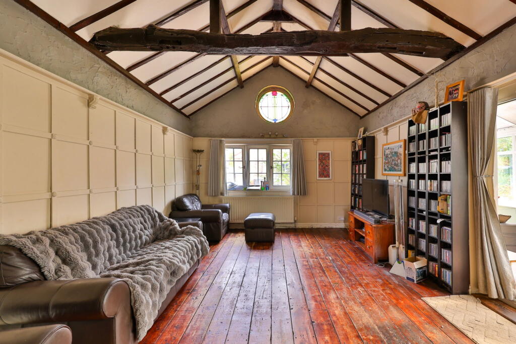 House in York - View 4