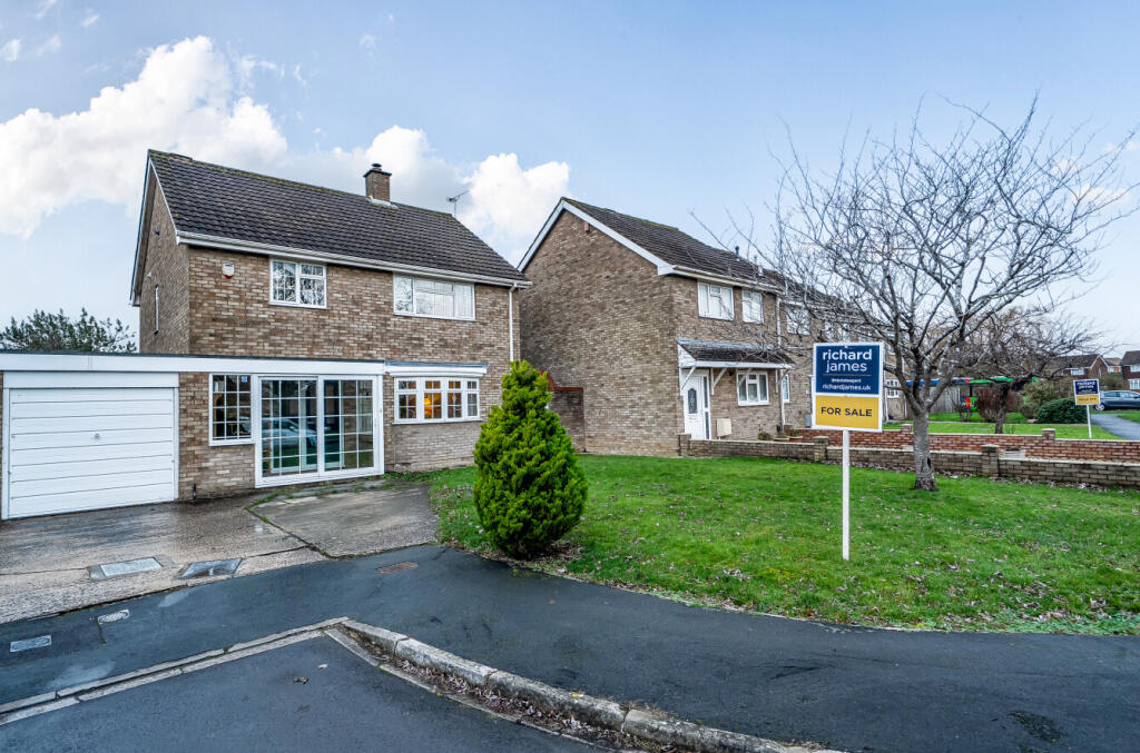 Main image of property: Merlin Way, Covingham, Swindon, SN3