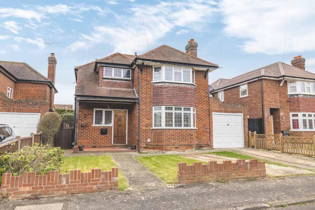 Main image of property: Lammas Road, Burnham, SL1