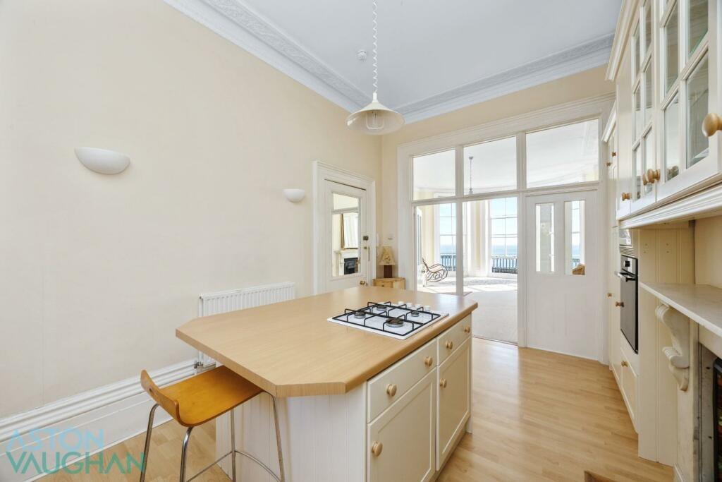 Apartment in Brighton - More