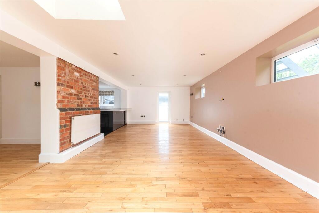 House in Brixworth - More