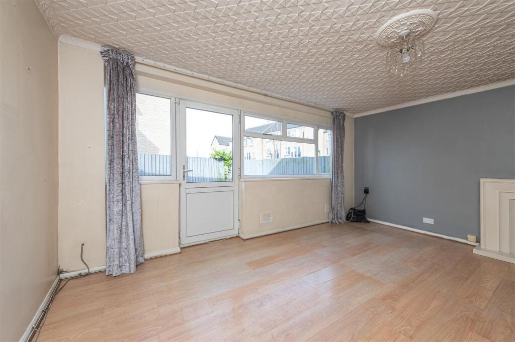 House in Calderdale, Lower Edge - View 5