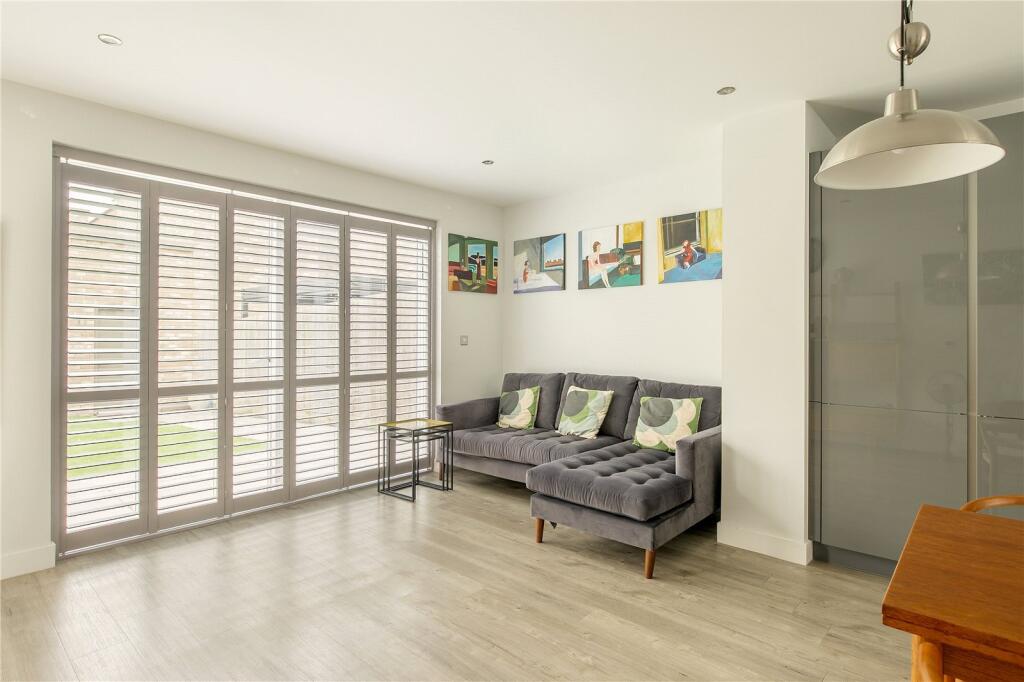 House in Cambridge, Ninewells, Cherry Hinton - View 4
