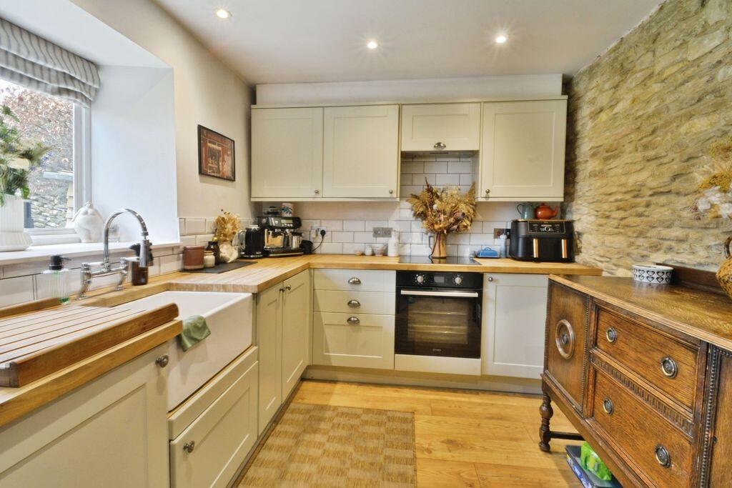 Preston, Cirencester, Gloucestershire photo 5