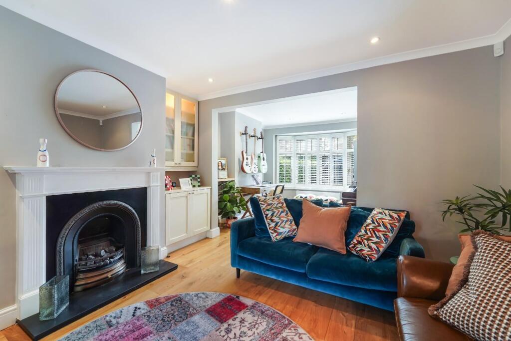 House in Epsom, Nork - View 2