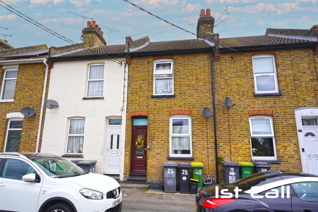 Main image of property: Queen Elizabeth Chase, Rochford