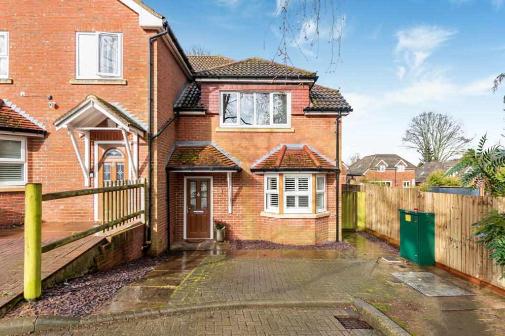 Main image of property: Tilgate Gardens, Coulsdon, CR5 1EX