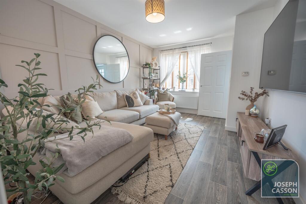 House in Taunton - View 4