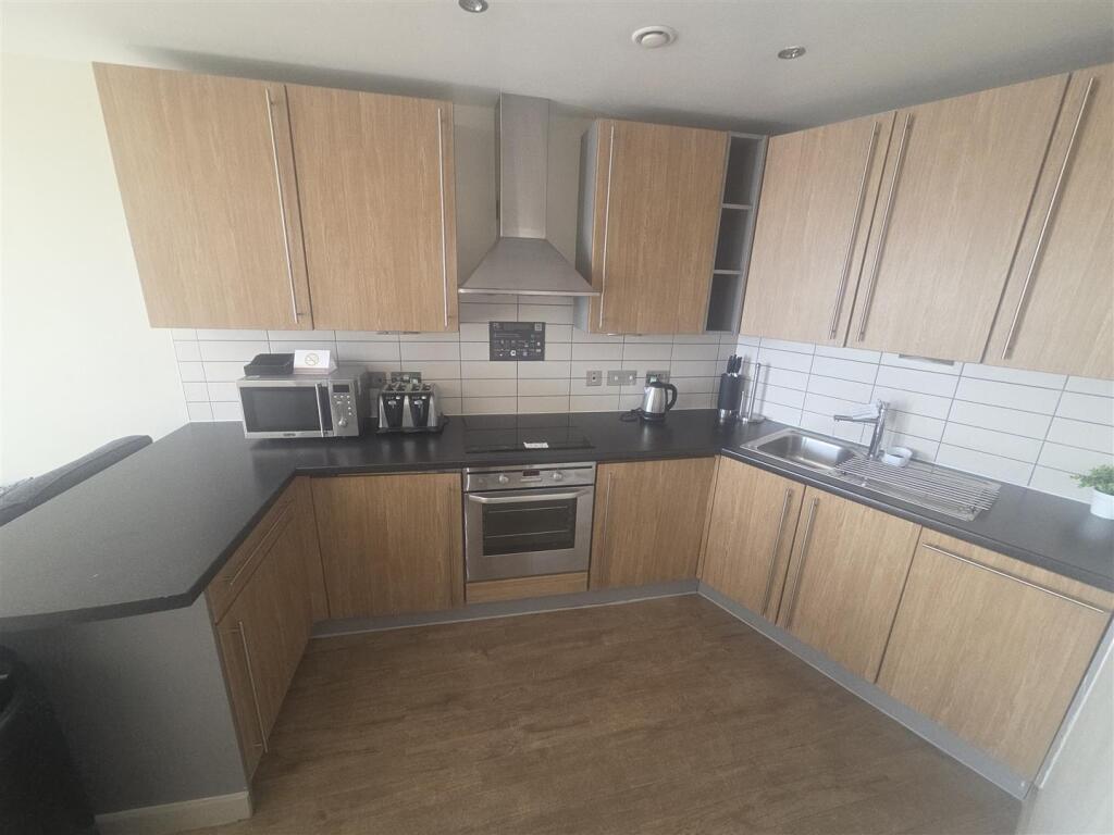 Apartment in Liverpool - View 4