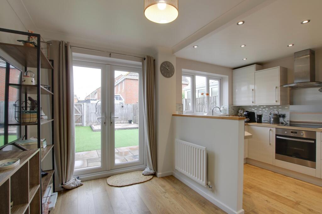 House in Portsmouth - View 4